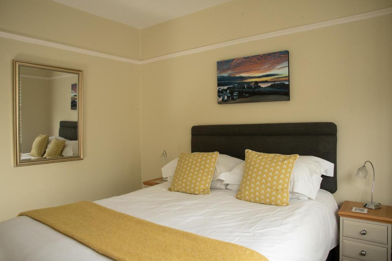 Lewesdon B&B Lyme Regis Eksteriør billede